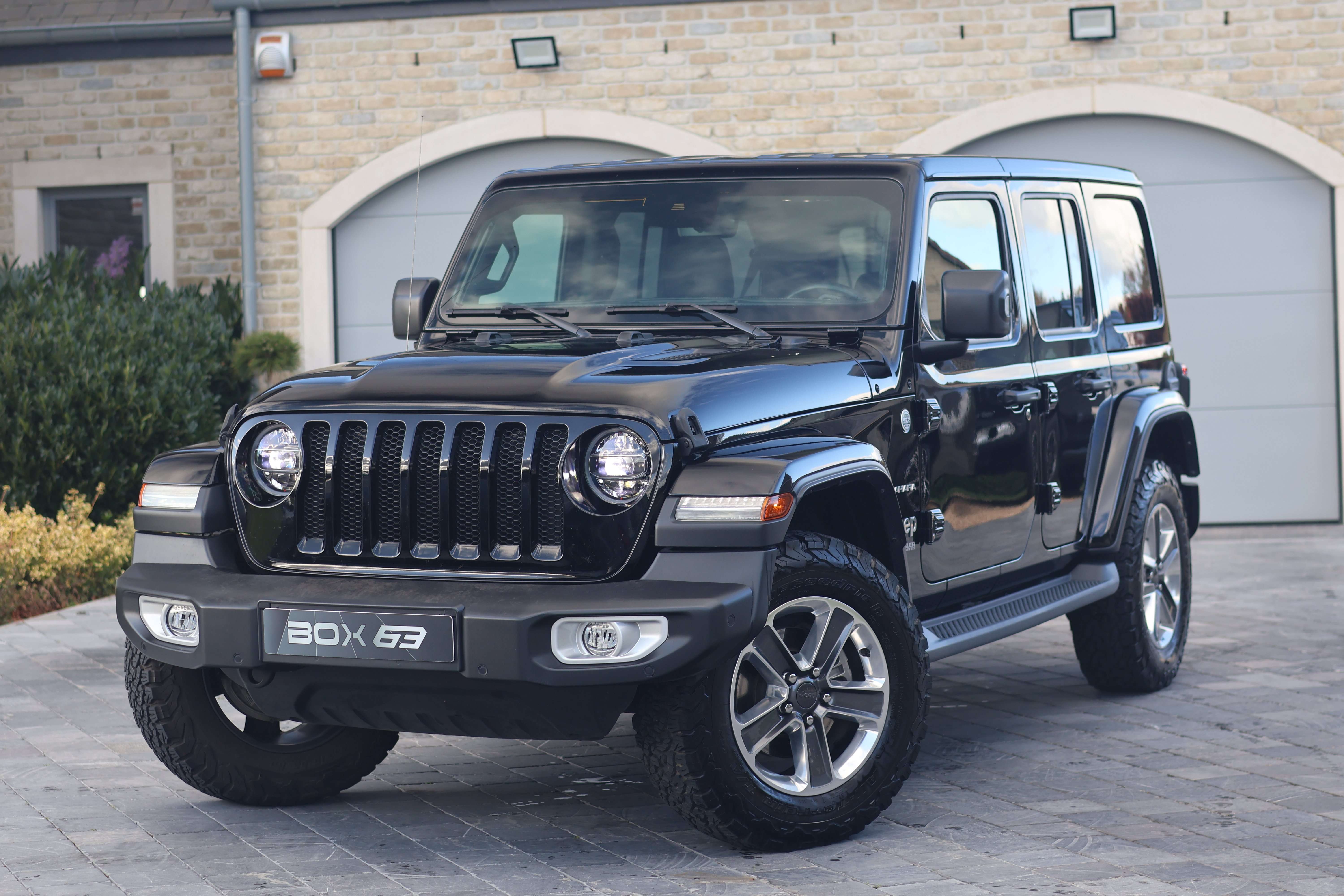 Jeep Wrangler - image 1